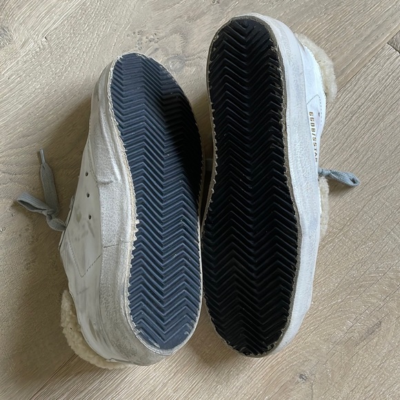 Golden Goose White Shearling Sneakers with Shearling Star. Size 36. - Picture 4 of 10